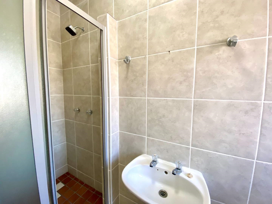 7 Bedroom Property for Sale in Myburgh Park Western Cape